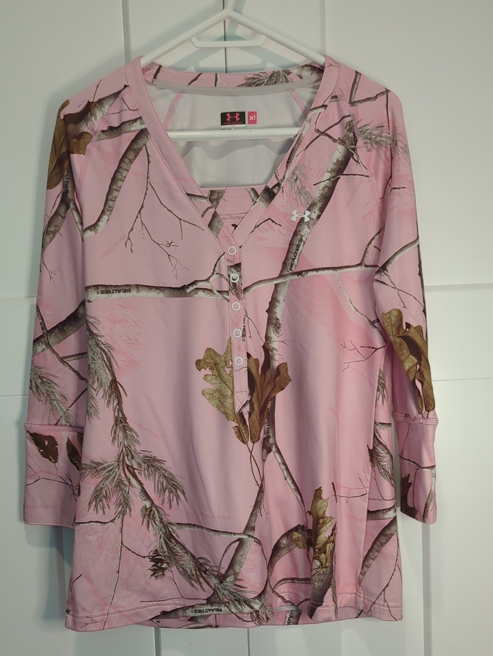 Y3k REALTREE Under Armour Pink Camolong Sleeve Shirt Size XL